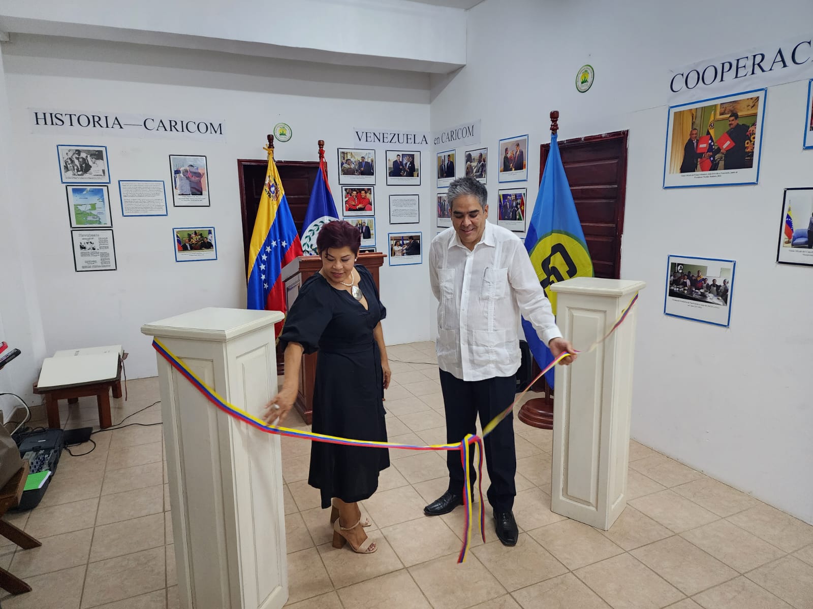 Embajada de la República Bolivariana de Venezuela en Belice inaugura exhibición fotográfica: “Venezuela presente en la Caricom”