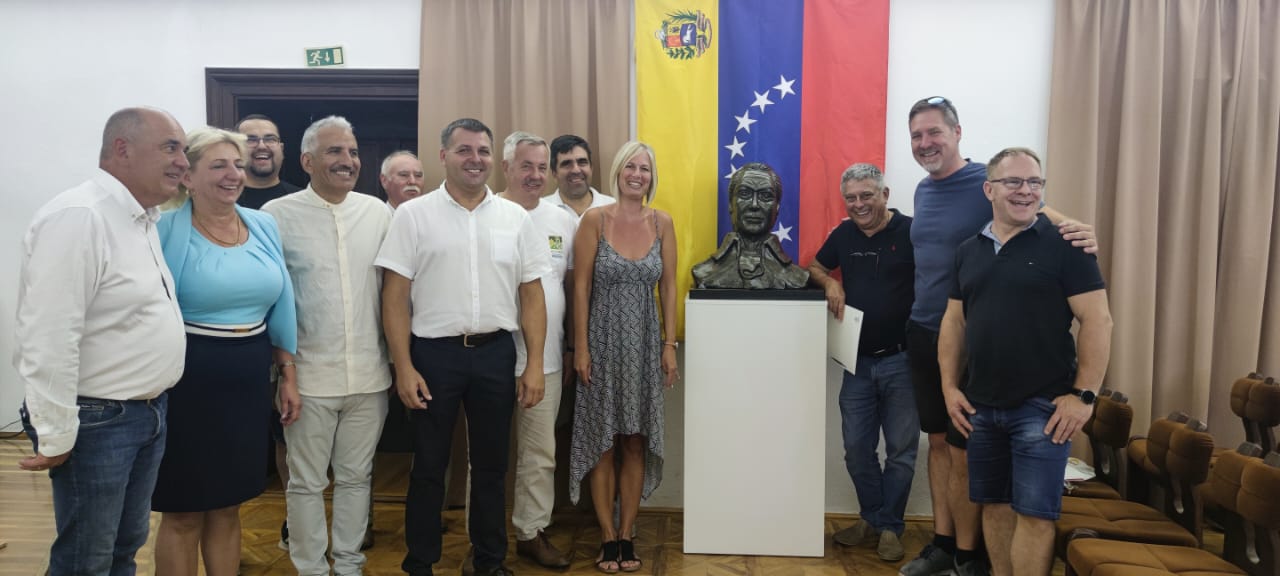 Embajada de Venezuela en Hungría rinde homenaje a Francisco de Miranda