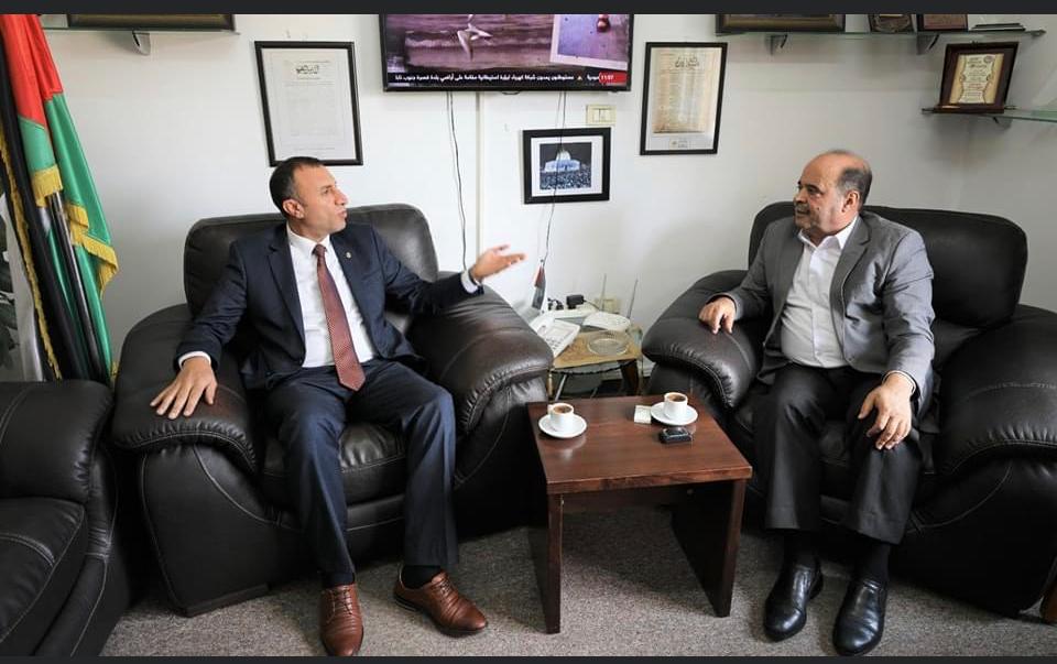 Embajador Maher Taha se reúne con Subsecretario del Ministerio de Información palestino
