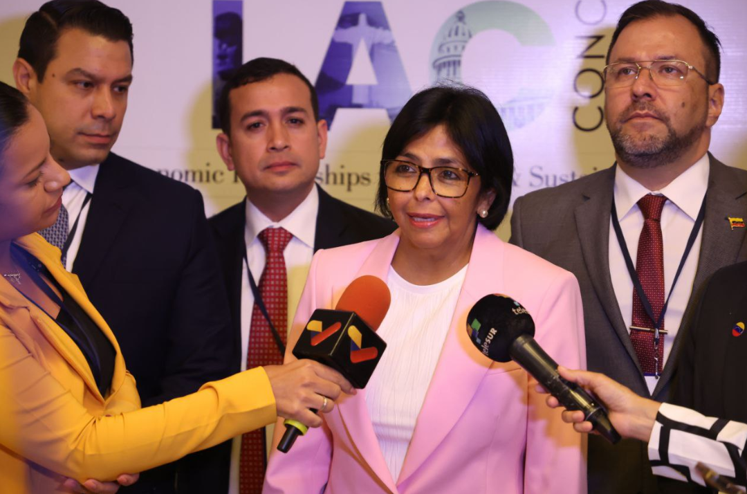 Vicepresidenta Rodríguez: nuestro pueblo resurge del peor bloqueo de la historia republicana