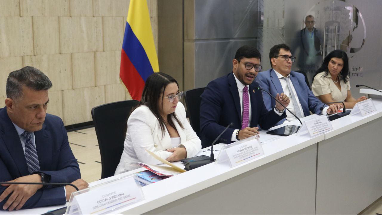 Reunión Binacional sobre Asuntos Consulares y Migratorios entre Venezuela y Colombia concluyó con 16 compromisos