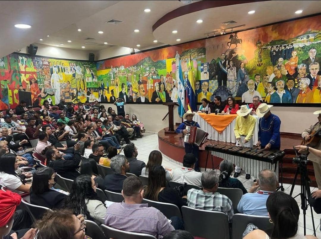 Embajada de Venezuela en Honduras realiza Foro En Defensa del Esequibo
