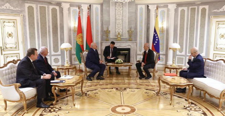 Presidente Lukashenko recibe en Belarús a Vicepresidente de Planificación de Venezuela