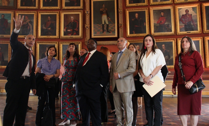 Delegación de Namibia visita Palacio Federal Legislativo