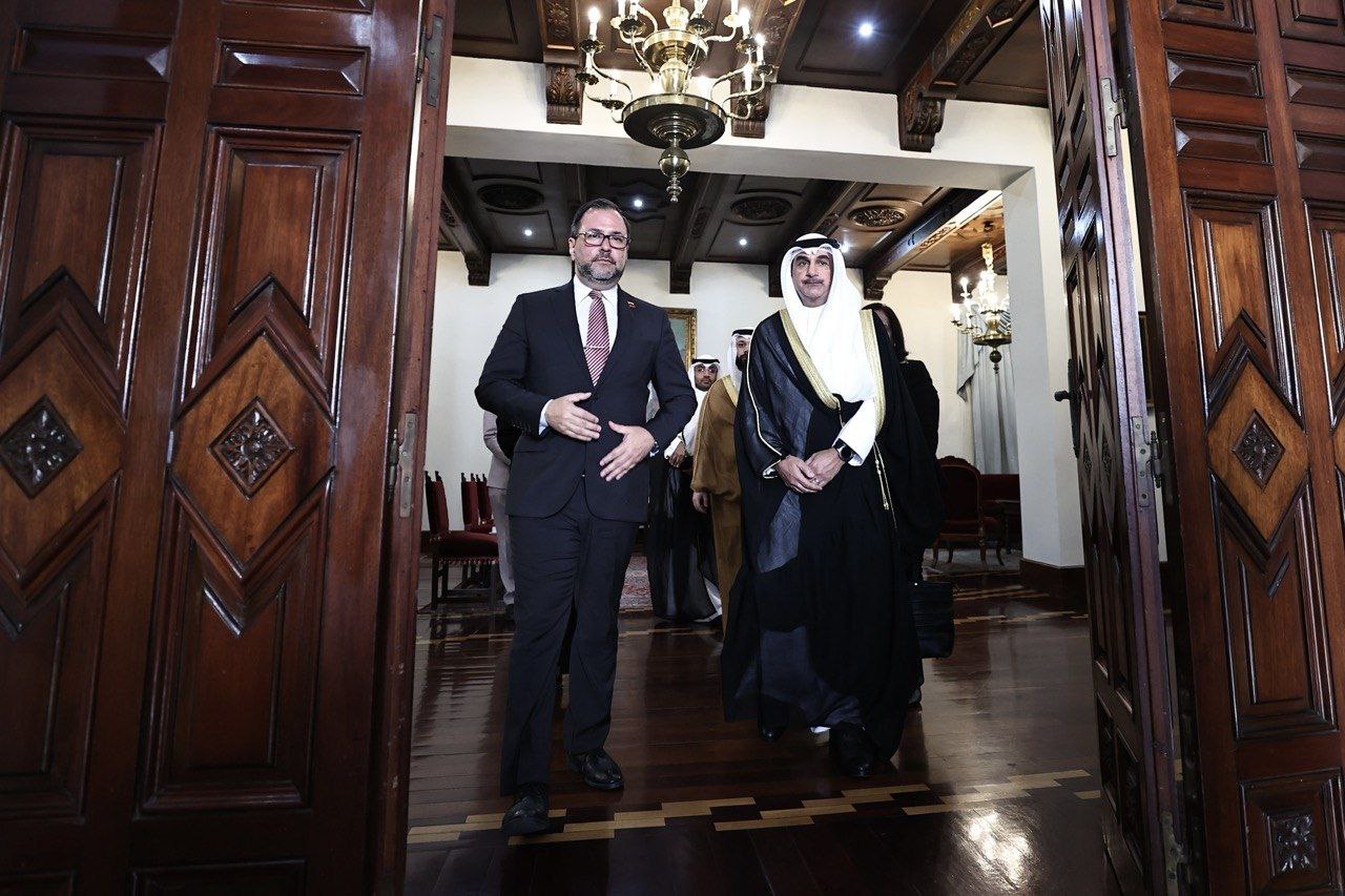 Canciller Yván Gil recibe Copias de Estilo del Embajador designado de Kuwait