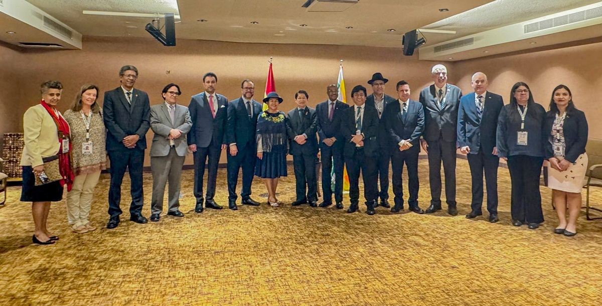 Canciller Yván Gil celebra 15° aniversario de la Fundación del Estado Plurinacional de Bolivia