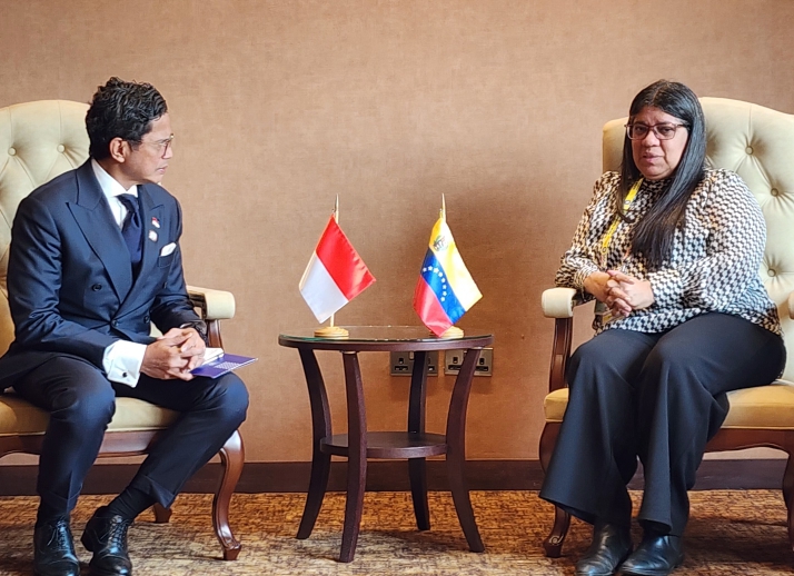 Venezuela e Indonesia refuerzan vínculos durante bilateral en Uganda