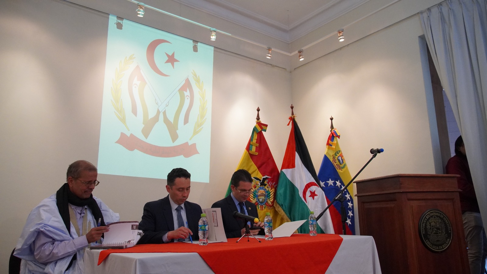 Embajada de Venezuela en Bolivia conmemora 48 años de independencia de la República Árabe Saharaui Democrática