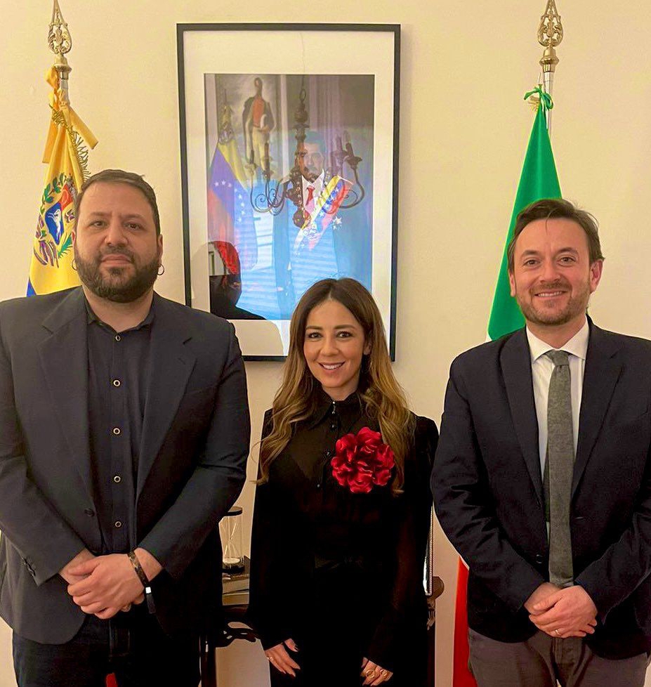 Jefa de la Misión Diplomática en Italia sostiene productivo encuentro con el Alcalde de Monte Sacro