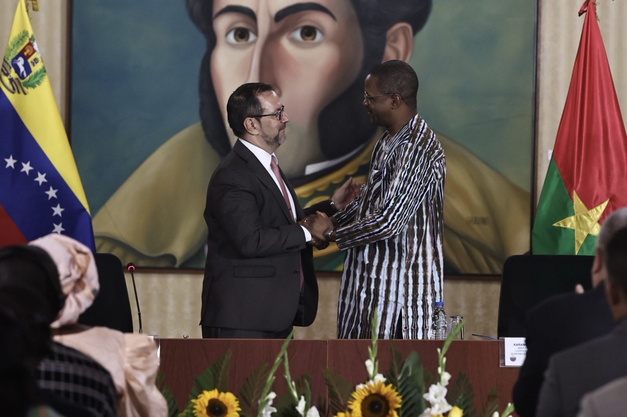 Venezuela y Burkina Faso instalan I Comisión Mixta en Caracas