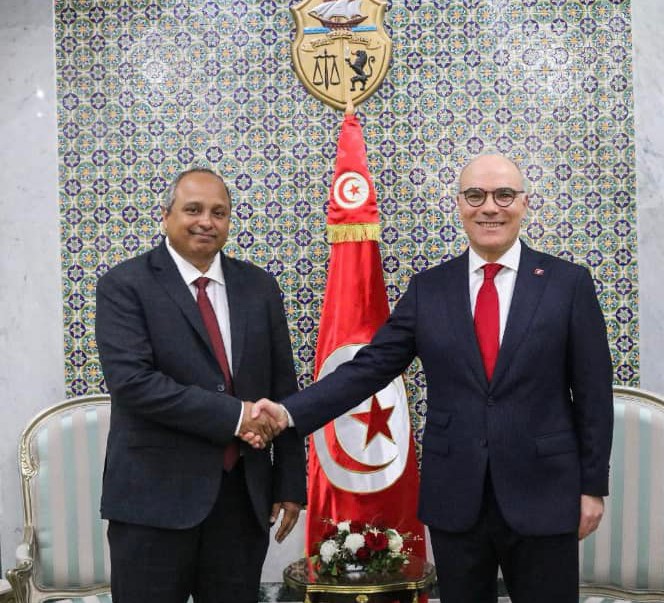 Canciller de Túnez Nabil Ammar recibe al embajador Carlos Feo Acevedo