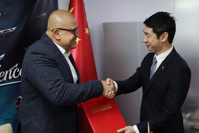 Venezuela y China firman protocolo para exportación de productos acuáticos