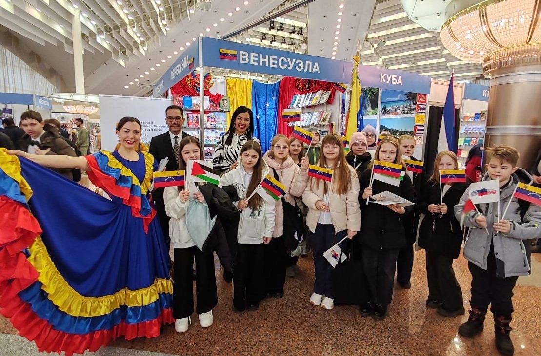 Venezuela participa exitosamente en XXXI Feria Internacional del Libro de Minsk