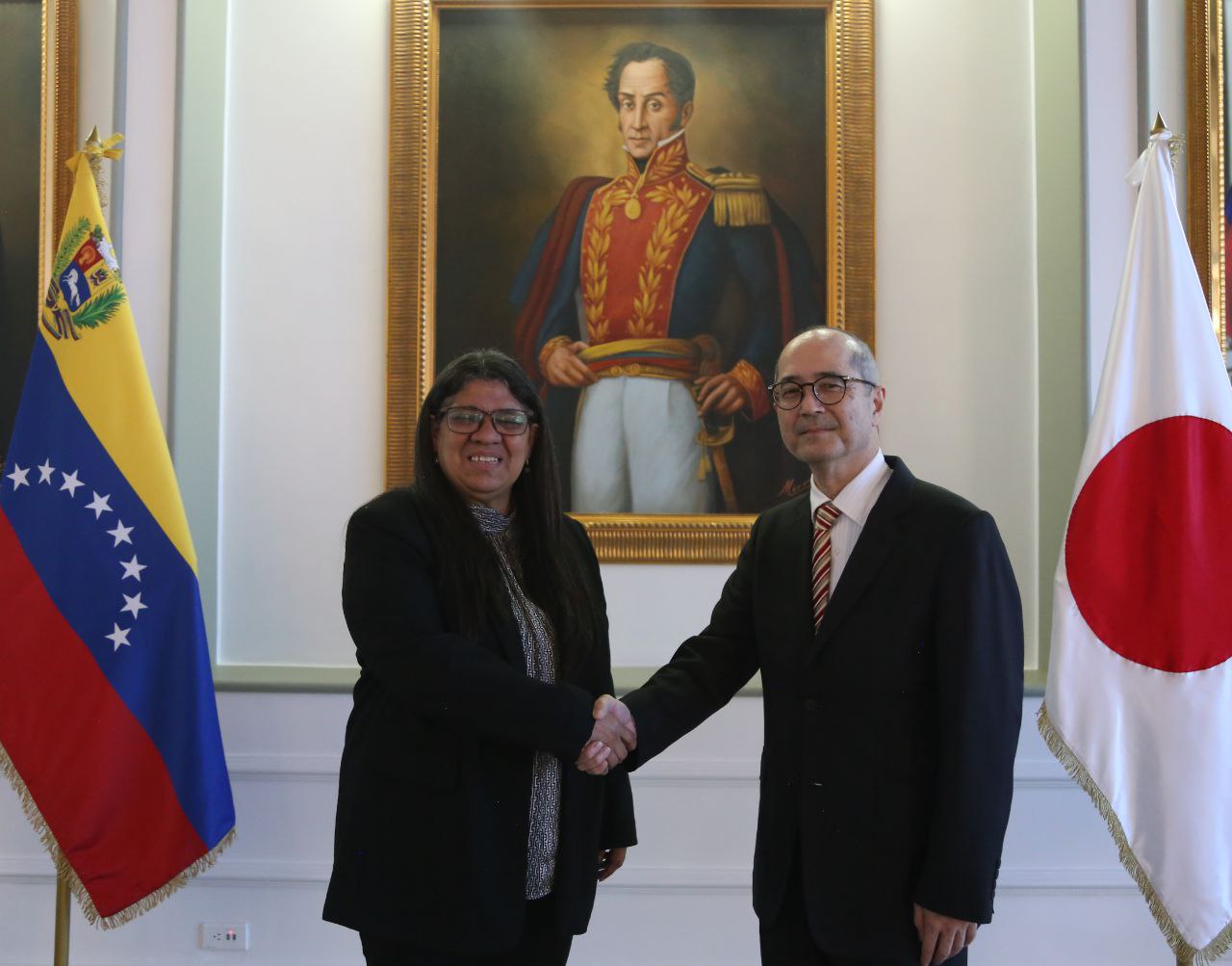 Viceministra Tatiana Pugh recibió al embajador designado por Japón, Yasushi Sato