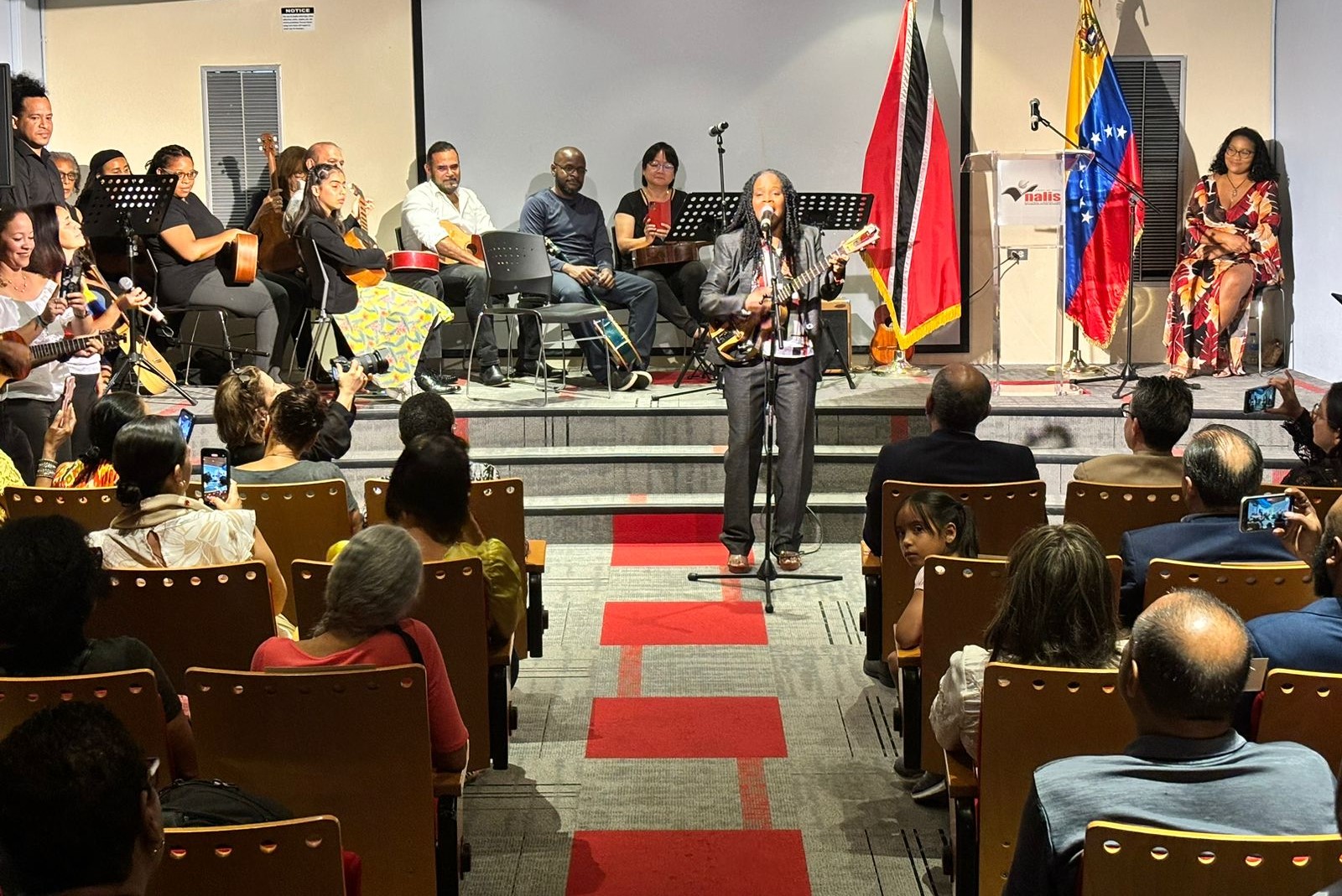 Embajada de Venezuela en Trinidad y Tobago celebra el Día Nacional del Cuatro